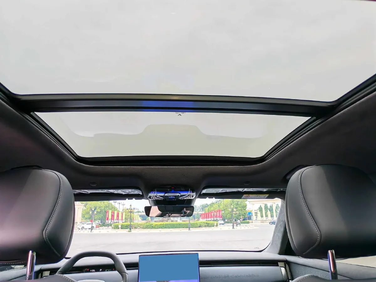 2024 Voyah ZhiYin BEV 77KWH,autocango,china used car exporter,china ev exporter,chinese used car exporter,chinese used ev exporter