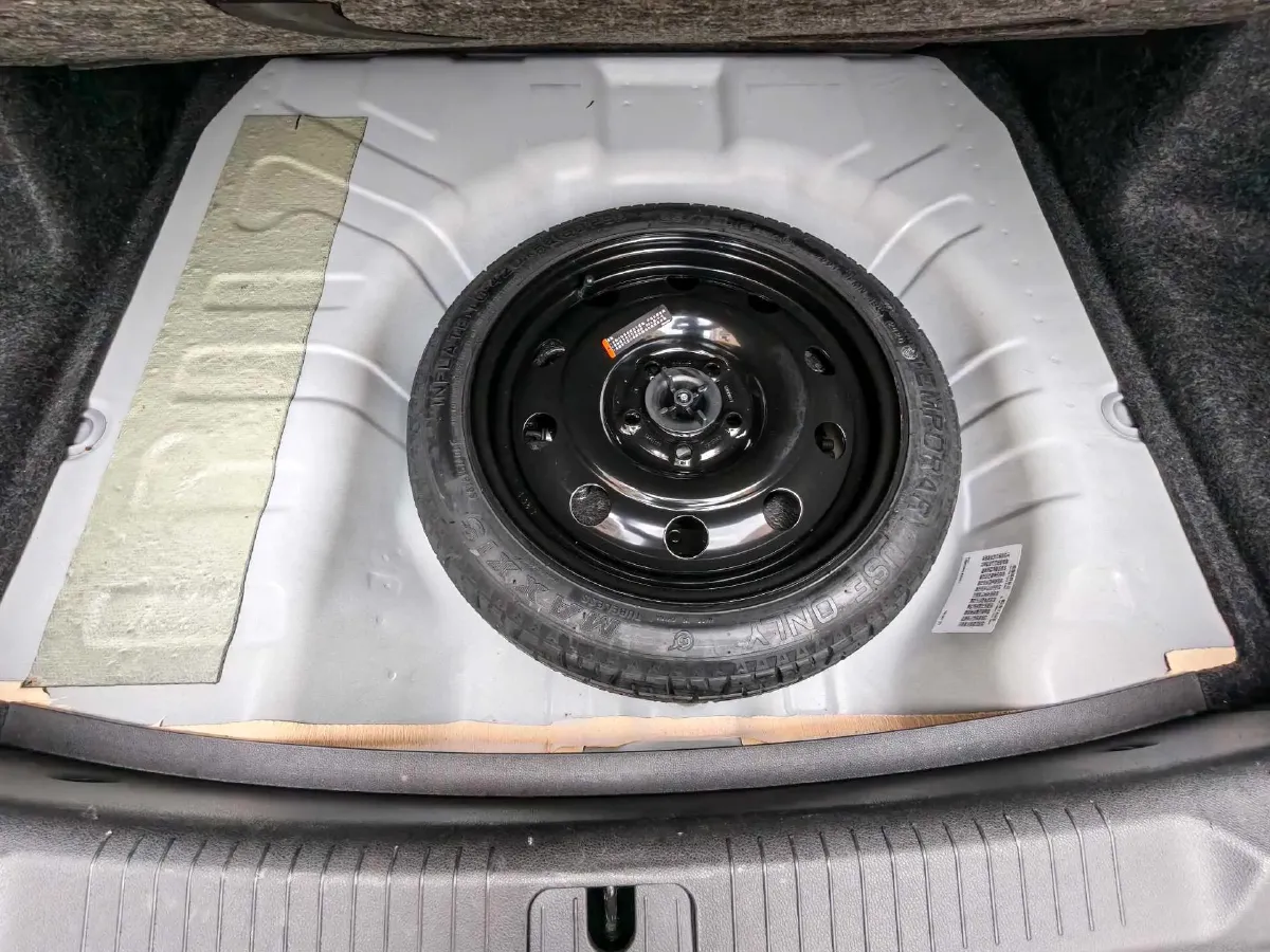 2020 Buick Encore 1.0T 125HP L3 6AT,autocango,china used car exporter,china ev exporter,chinese used car exporter,chinese used ev exporter