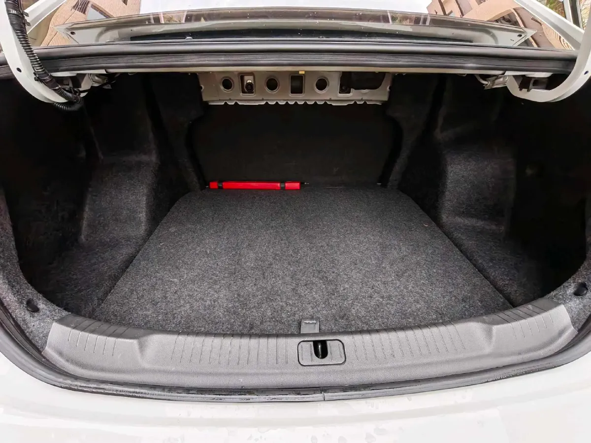 2020 Buick Encore 1.0T 125HP L3 6AT,autocango,china used car exporter,china ev exporter,chinese used car exporter,chinese used ev exporter