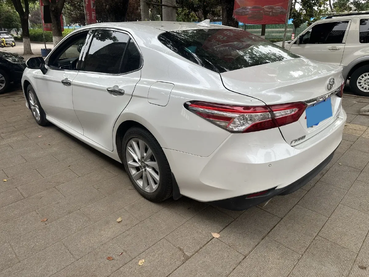 2021 Toyota Camry 2.0L 178HP L4 CVT,autocango,china used car exporter,china ev exporter,chinese used car exporter,chinese used ev exporter