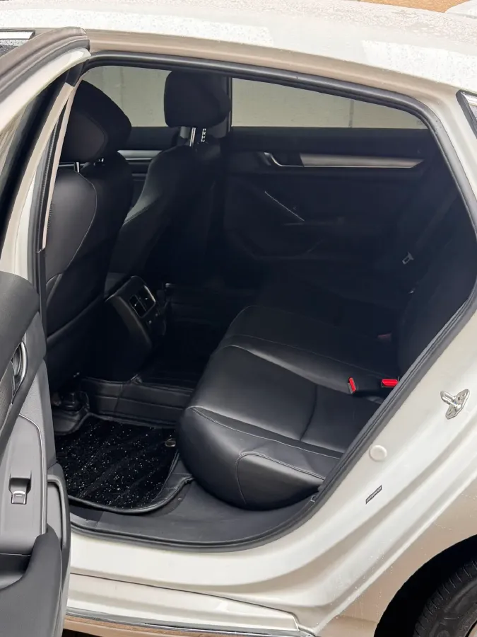 2022 Honda Accord 1.5T 194HP L4 CVT,autocango,china used car exporter,china ev exporter,chinese used car exporter,chinese used ev exporter