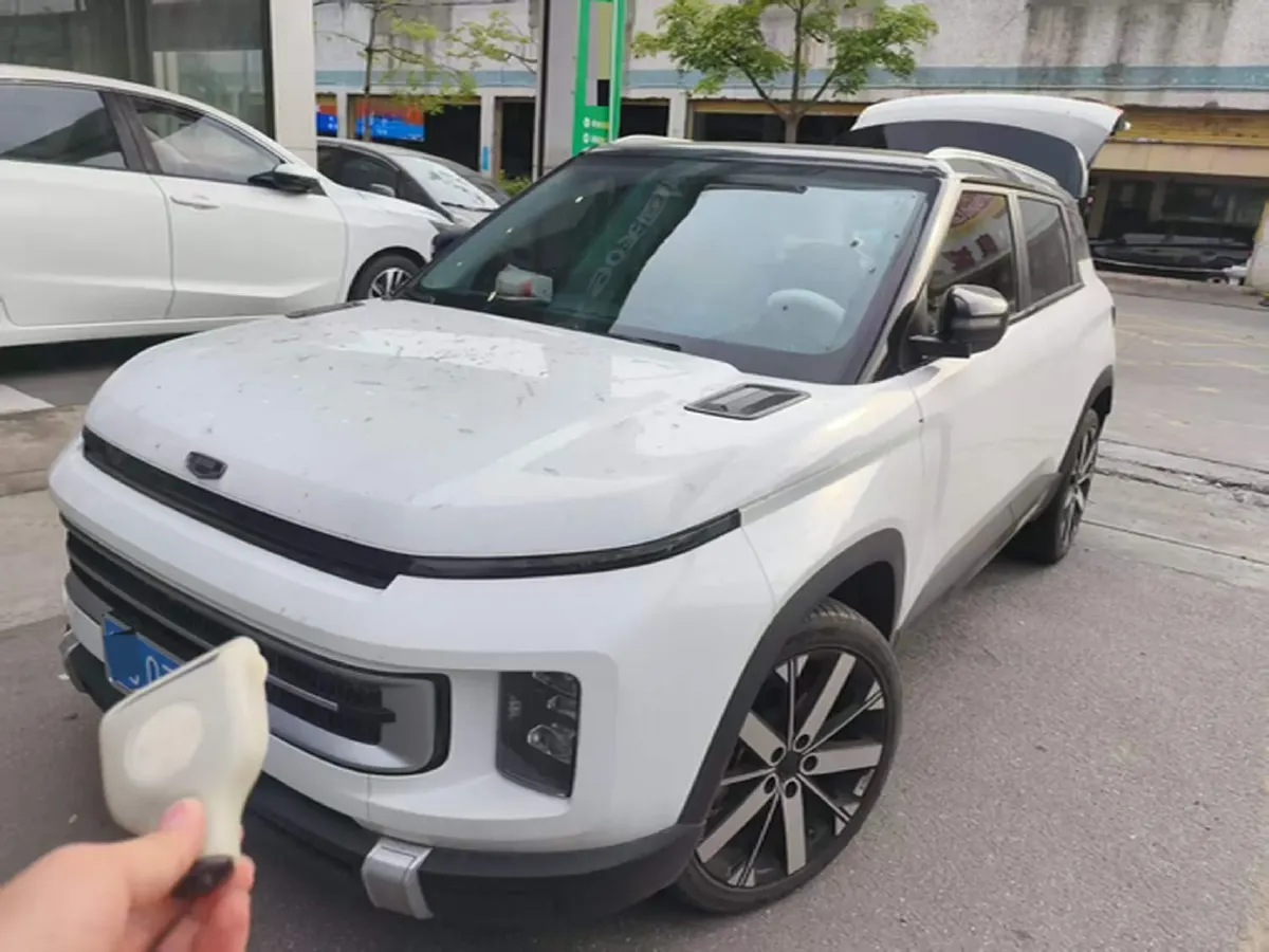 2023 Geely ICON 1.5T 181HP L4 7DCT,autocango,china used car exporter,china ev exporter,chinese used car exporter,chinese used ev exporter