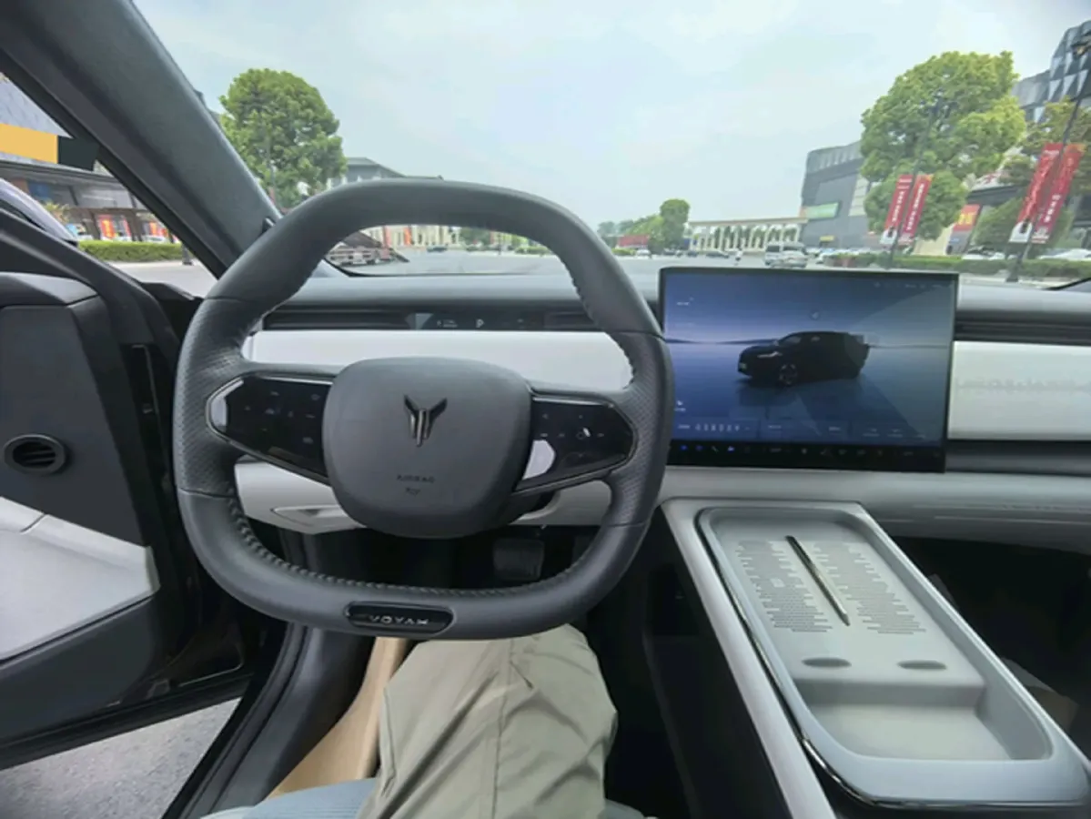 2024 Voyah ZhiYin BEV 79KWH,autocango,china used car exporter,china ev exporter,chinese used car exporter,chinese used ev exporter
