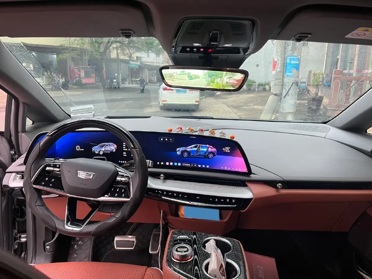 2024 Cadillac OPTIQ BEV 79.7KWH,autocango,china used car exporter,china ev exporter,chinese used car exporter,chinese used ev exporter