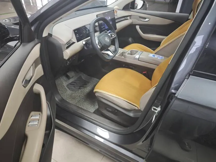 2025 MG MG ES5 BEV 62.2KWH,autocango,china used car exporter,china ev exporter,chinese used car exporter,chinese used ev exporter