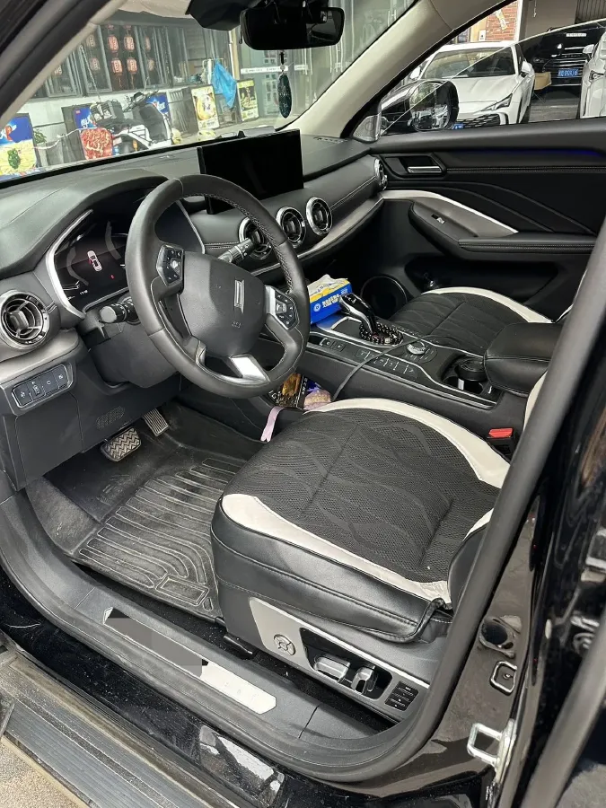 2021 WEY VV6 2.0T 227HP L4 7DCT,autocango,china used car exporter,china ev exporter,chinese used car exporter,chinese used ev exporter