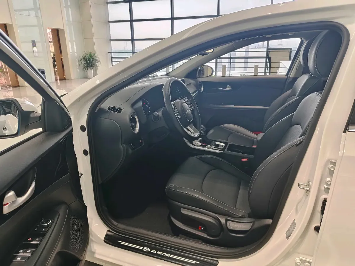 2021 Kia K3 1.5L 115HP L4 CVT,autocango,china used car exporter,china ev exporter,chinese used car exporter,chinese used ev exporter