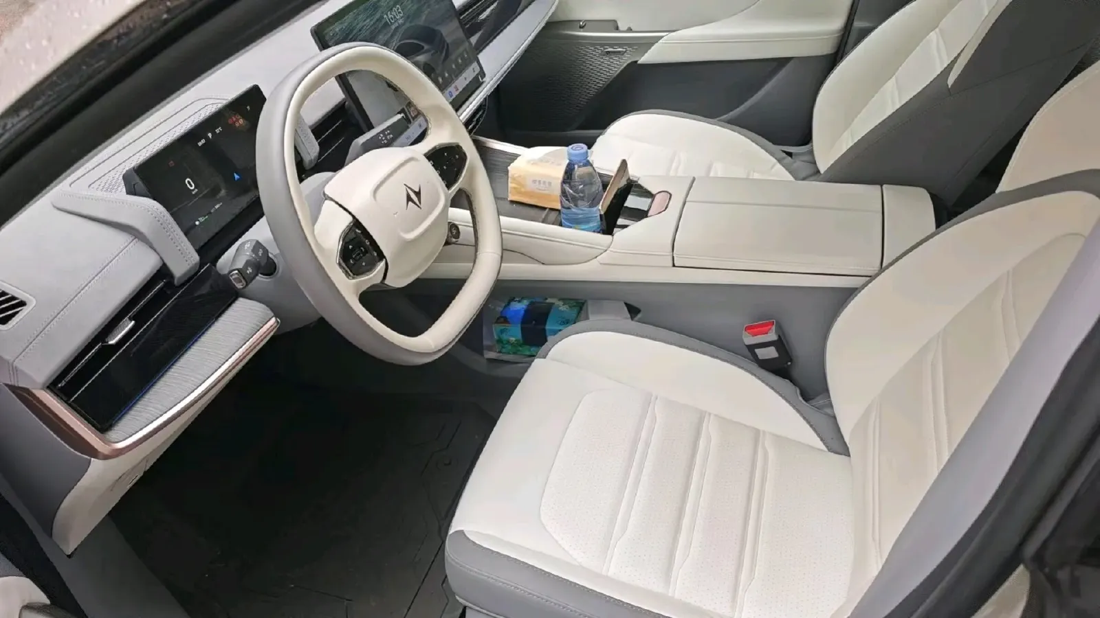 2024 DongFeng eπ eπ007 BEV 70.26KWH,autocango,china used car exporter,china ev exporter,chinese used car exporter,chinese used ev exporter