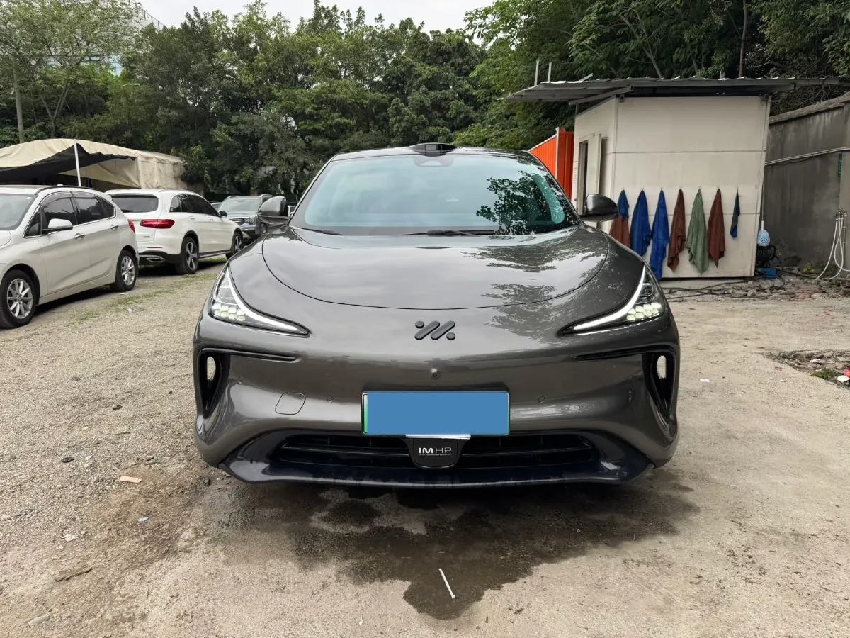 2023 IM LS6 BEV 71KWH,autocango,china used car exporter,china ev exporter,chinese used car exporter,chinese used ev exporter