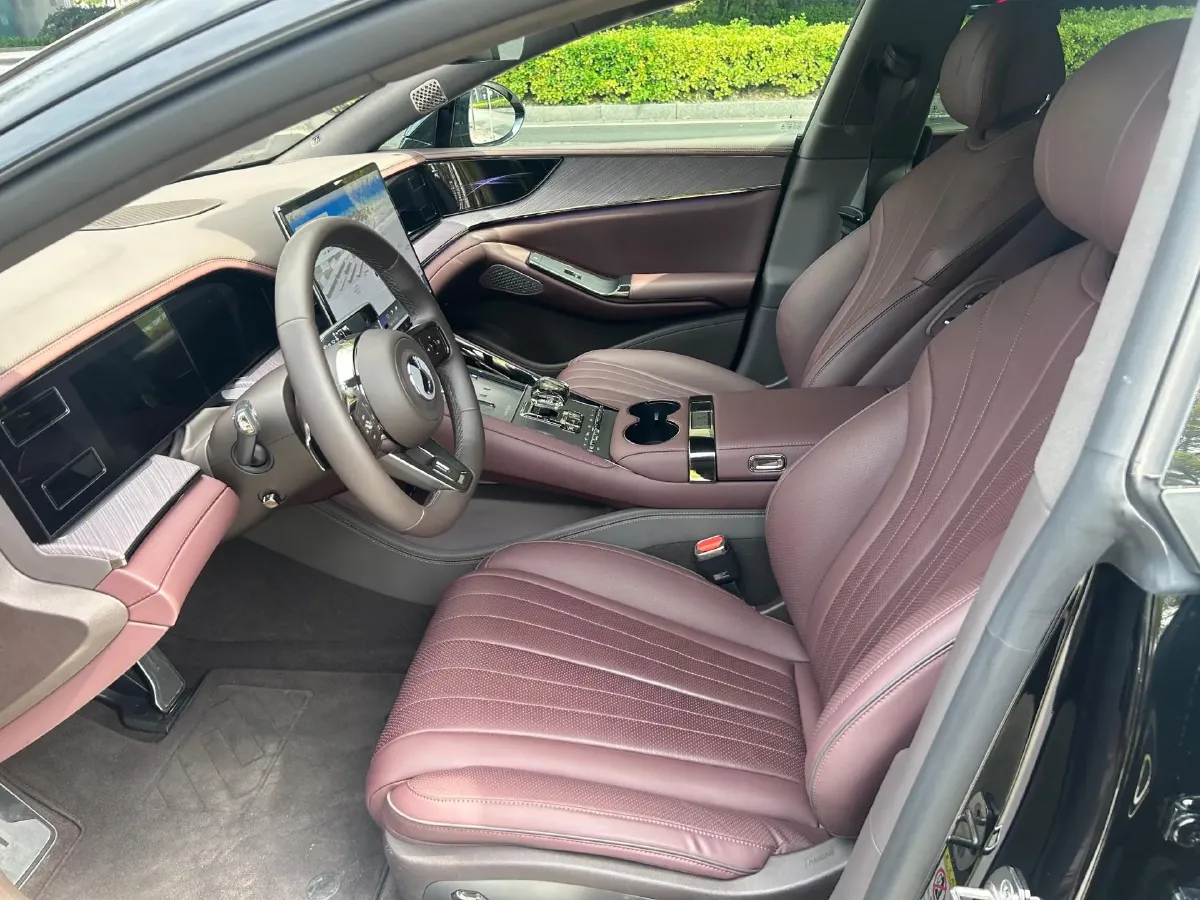 2024 Denza DenzaZ9GT 2.0T 207HP L4 E-CVT PHEV 38.5KWH,autocango,china used car exporter,china ev exporter,chinese used car exporter,chinese used ev exporter