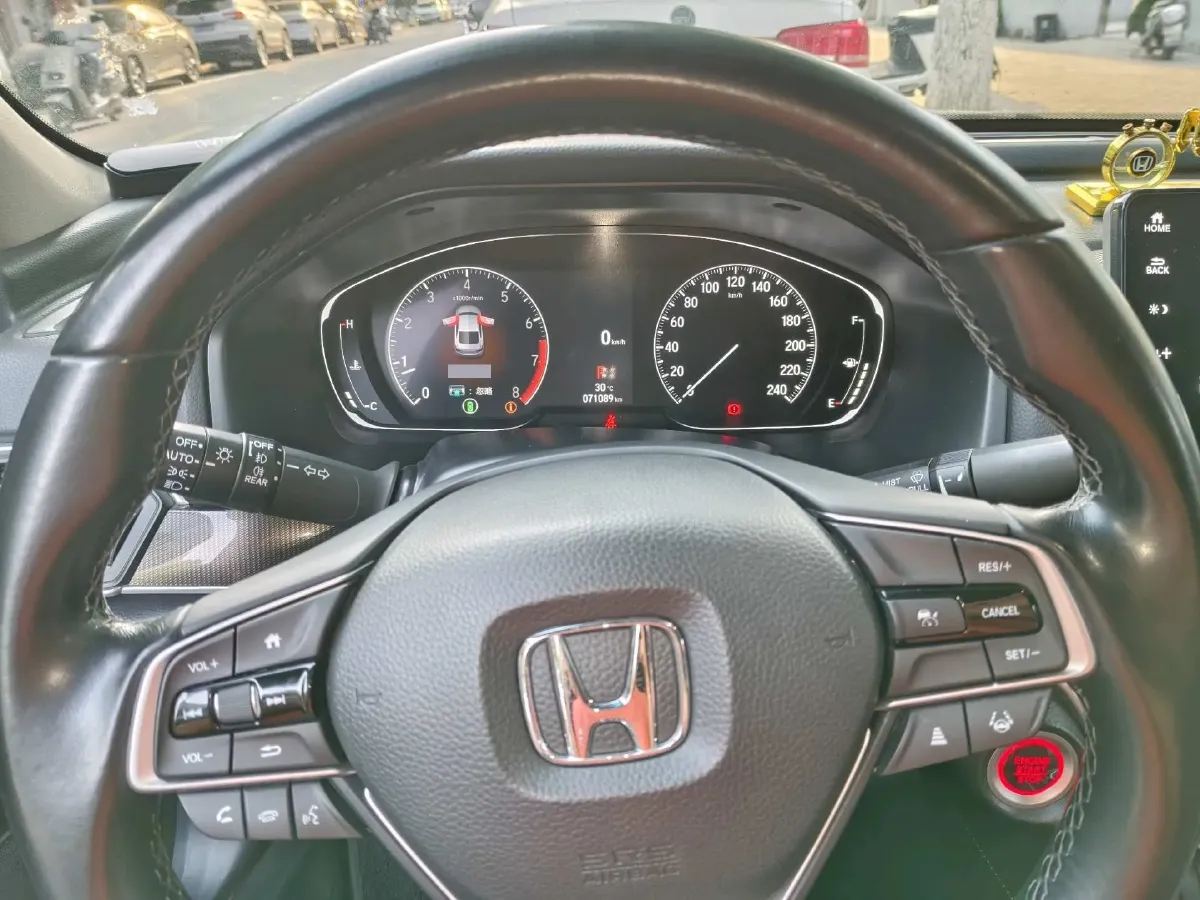 2022 Honda Accord 1.5T 194HP L4 CVT,autocango,china used car exporter,china ev exporter,chinese used car exporter,chinese used ev exporter