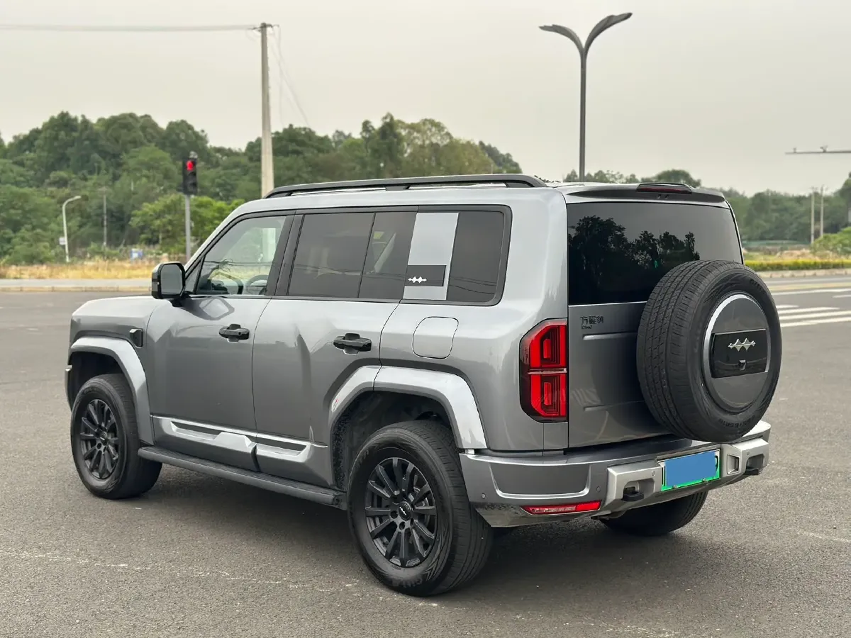 2025 FangChengBao Bao 5 1.5T 194HP L4 E-CVT PHEV 31.8KWH,autocango,china used car exporter,china ev exporter,chinese used car exporter,chinese used ev exporter