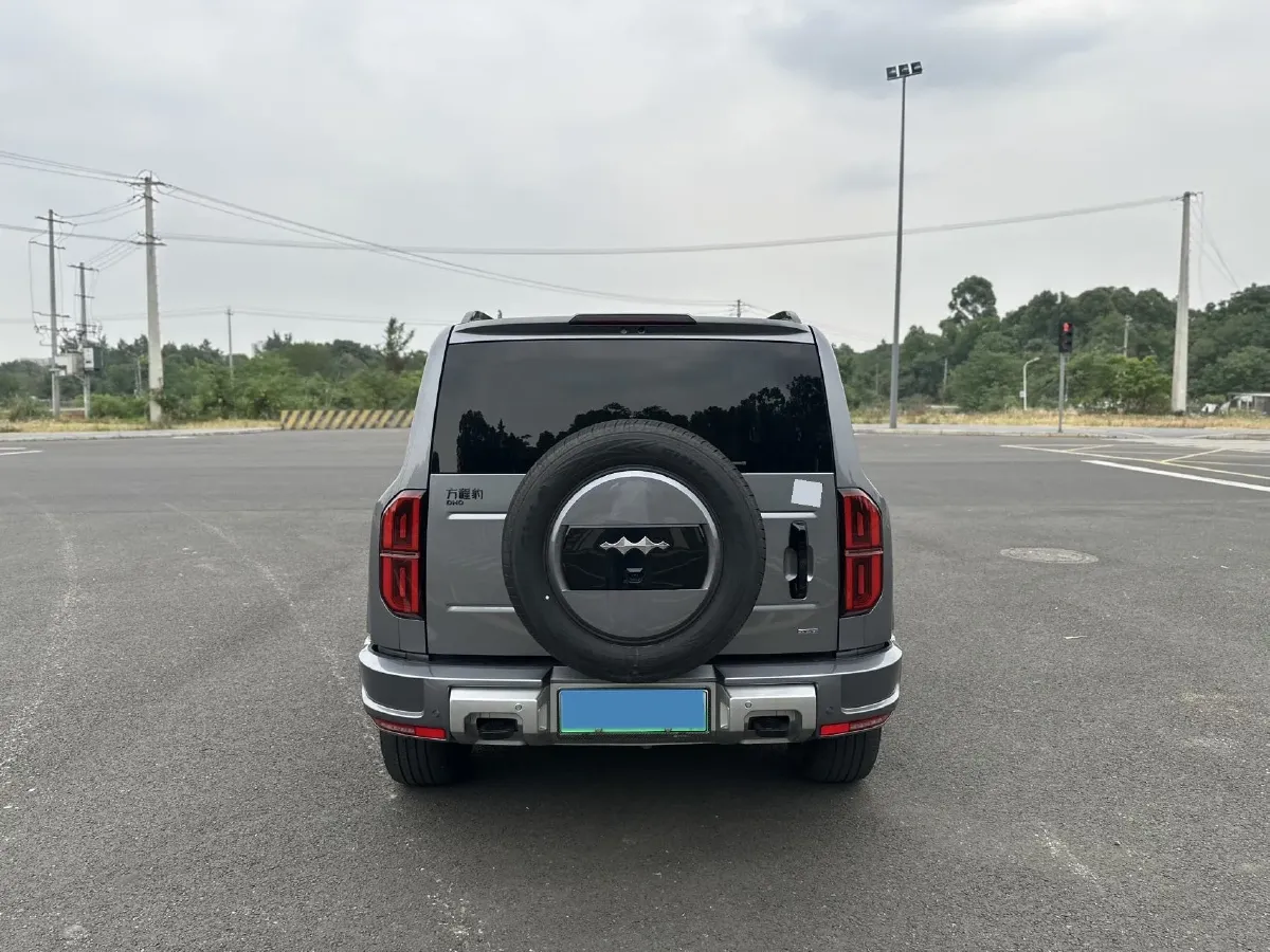 2025 FangChengBao Bao 5 1.5T 194HP L4 E-CVT PHEV 31.8KWH,autocango,china used car exporter,china ev exporter,chinese used car exporter,chinese used ev exporter