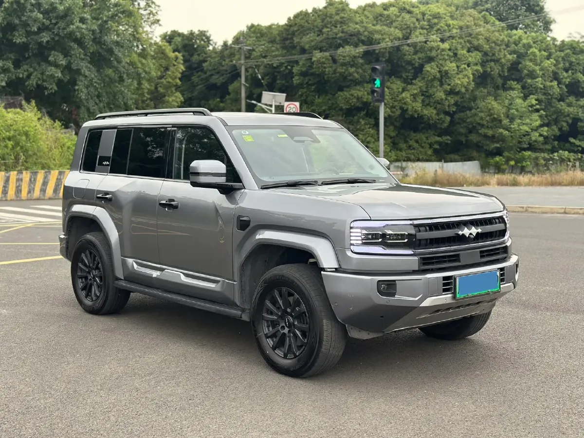 2025 FangChengBao Bao 5 1.5T 194HP L4 E-CVT PHEV 31.8KWH,autocango,china used car exporter,china ev exporter,chinese used car exporter,chinese used ev exporter