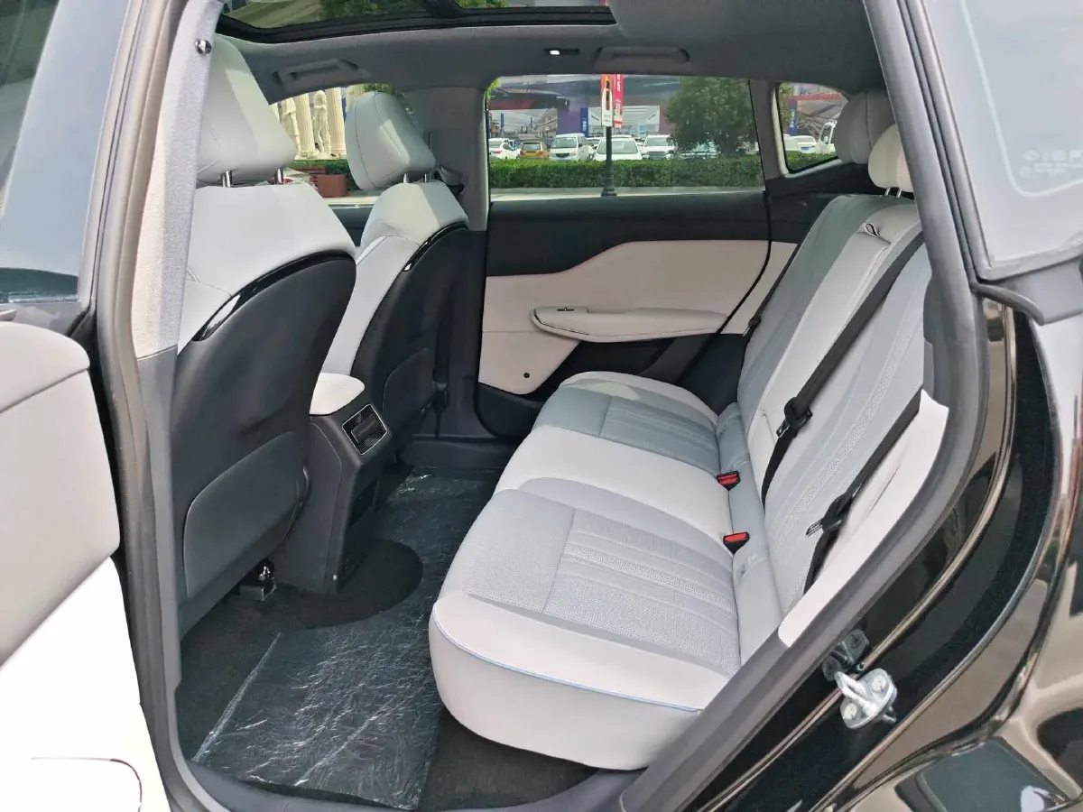 2024 Voyah ZhiYin BEV 77KWH,autocango,china used car exporter,china ev exporter,chinese used car exporter,chinese used ev exporter