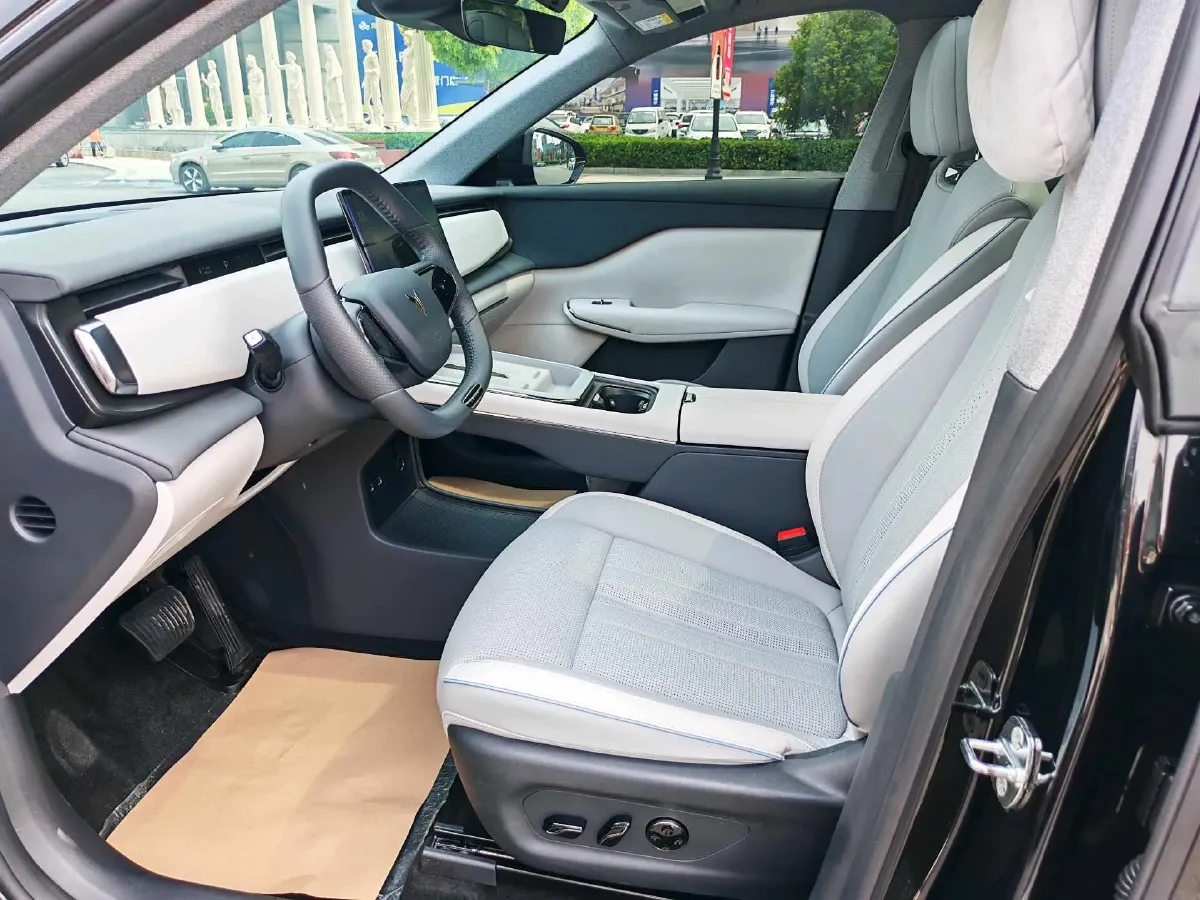 2024 Voyah ZhiYin BEV 77KWH,autocango,china used car exporter,china ev exporter,chinese used car exporter,chinese used ev exporter