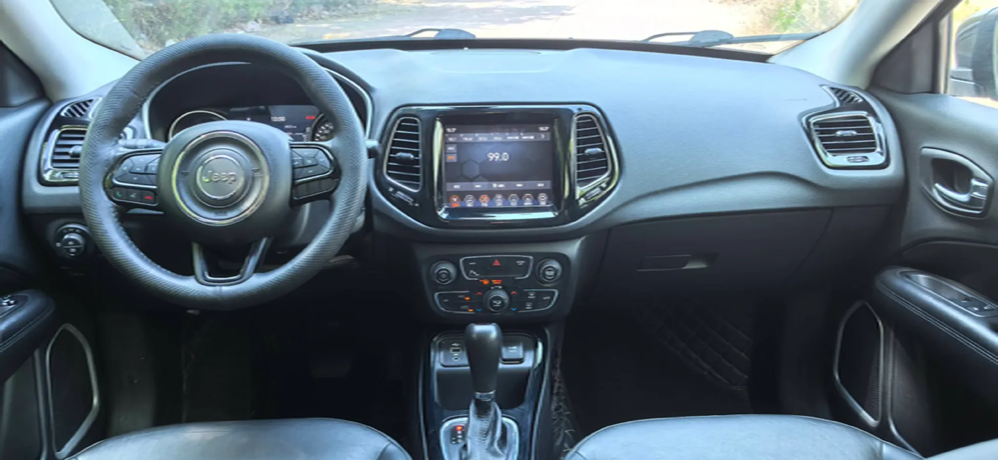 2020 Jeep Compass 1.3T 173HP L4 7DCT,autocango,china used car exporter,china ev exporter,chinese used car exporter,chinese used ev exporter