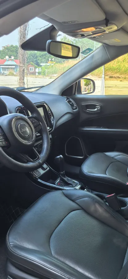 2020 Jeep Compass 1.3T 173HP L4 7DCT,autocango,china used car exporter,china ev exporter,chinese used car exporter,chinese used ev exporter