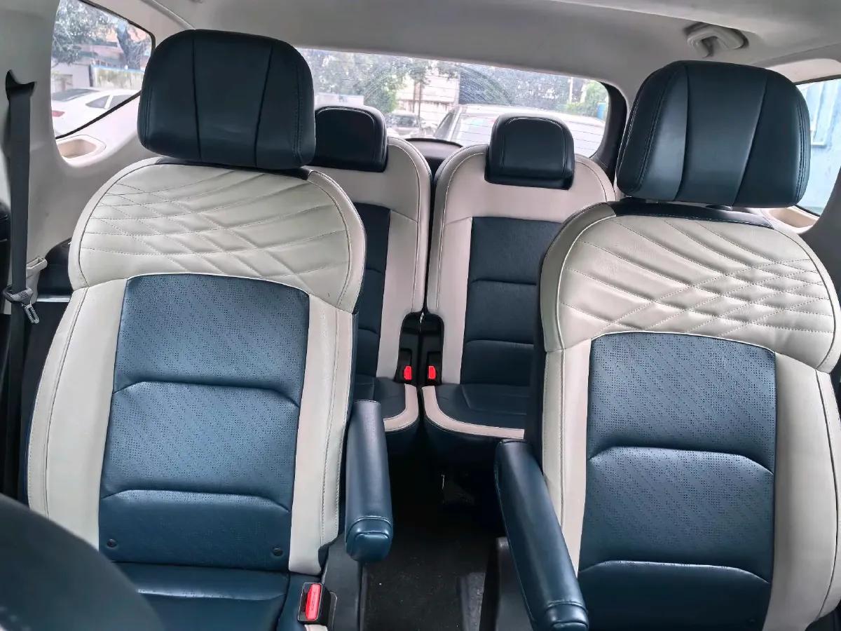 2022 Foton Grand General G7 2.0T 238HP L4 8AT,autocango,china used car exporter,china ev exporter,chinese used car exporter,chinese used ev exporter