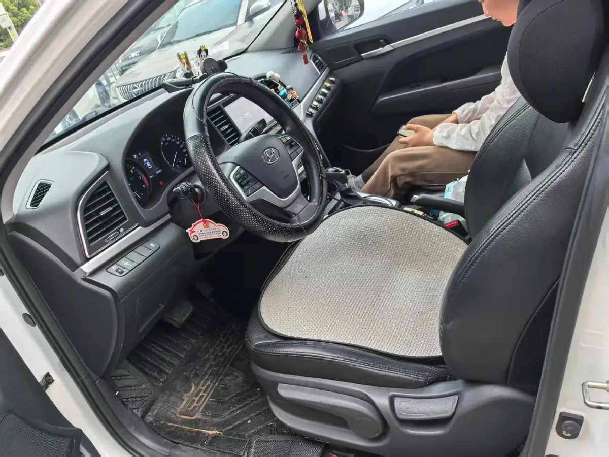 2016 Hyundai Elantra 1.6L 130HP L4 6AT,autocango,china used car exporter,china ev exporter,chinese used car exporter,chinese used ev exporter