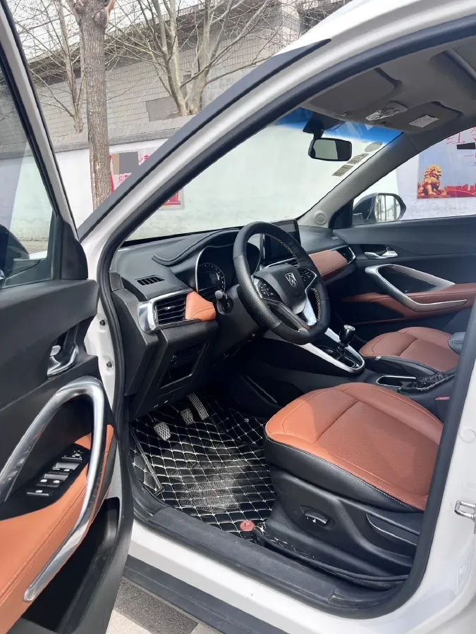 2017 BaoJun 510 1.5L 112HP L4 6MT,autocango,china used car exporter,china ev exporter,chinese used car exporter,chinese used ev exporter
