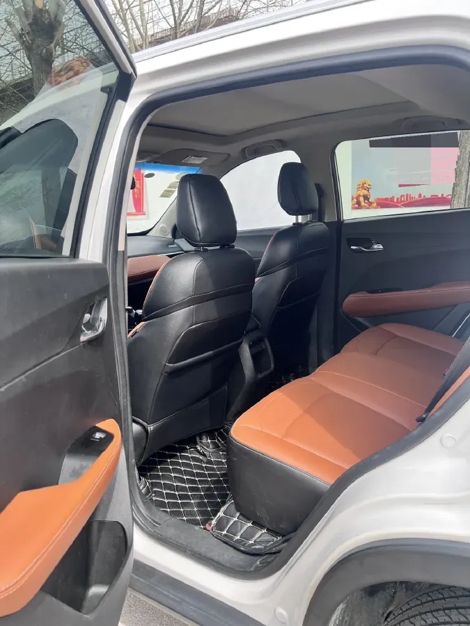 2017 BaoJun 510 1.5L 112HP L4 6MT,autocango,china used car exporter,china ev exporter,chinese used car exporter,chinese used ev exporter