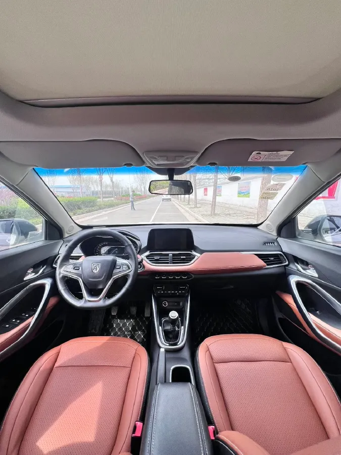 2017 BaoJun 510 1.5L 112HP L4 6MT,autocango,china used car exporter,china ev exporter,chinese used car exporter,chinese used ev exporter