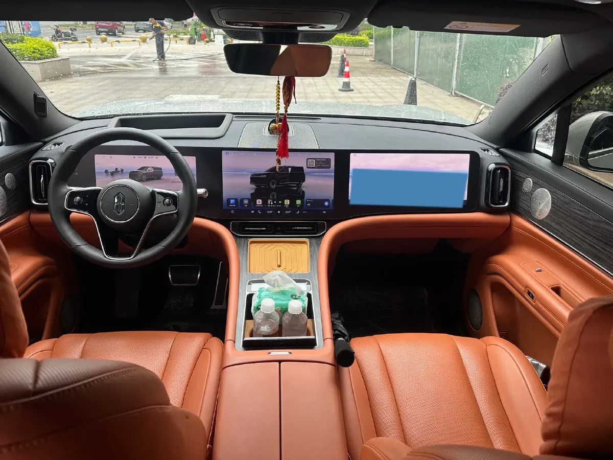 2024 AITO AITO M9 1.5T 152HP L4 REEV 42KWH,autocango,china used car exporter,china ev exporter,chinese used car exporter,chinese used ev exporter
