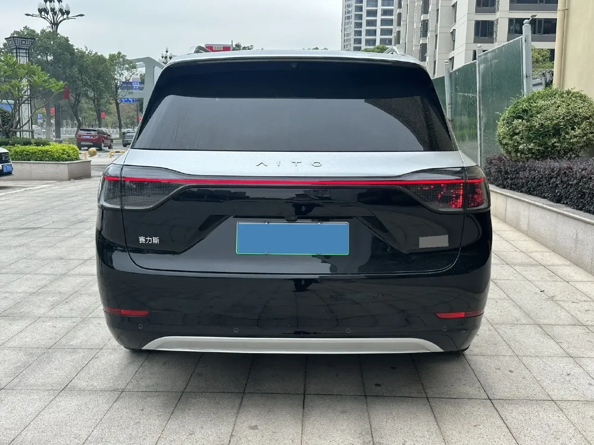 2024 AITO AITO M9 1.5T 152HP L4 REEV 42KWH,autocango,china used car exporter,china ev exporter,chinese used car exporter,chinese used ev exporter