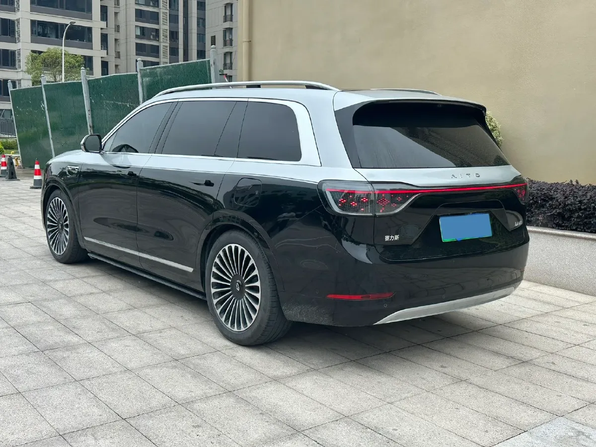 2024 AITO AITO M9 1.5T 152HP L4 REEV 42KWH,autocango,china used car exporter,china ev exporter,chinese used car exporter,chinese used ev exporter