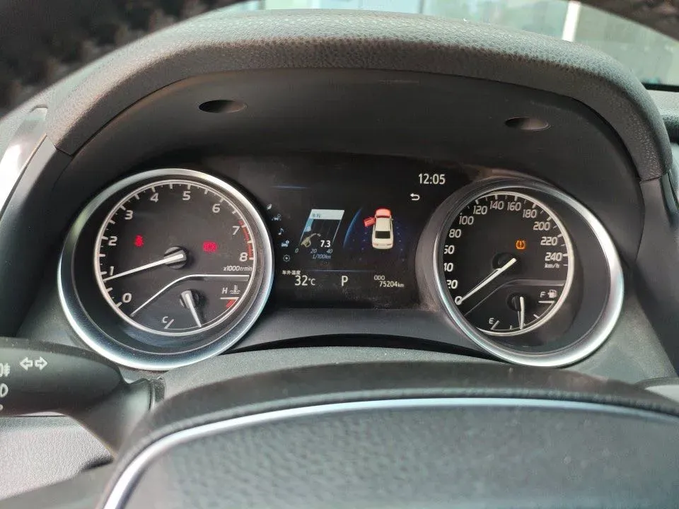 2019 Toyota Camry 2.0L 178HP L4 CVT,autocango,china used car exporter,china ev exporter,chinese used car exporter,chinese used ev exporter