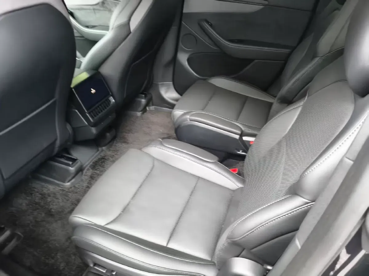 2026 Tesla Model Y BEV,autocango,china used car exporter,china ev exporter,chinese used car exporter,chinese used ev exporter