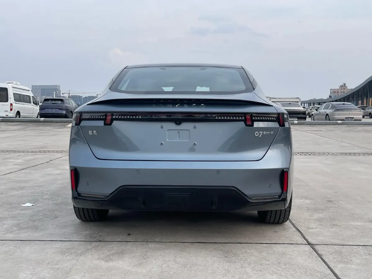 2024 LYNK&CO 07 EM-P 1.5T 163HP L4 3DHT PHEV 18.99KWH,autocango,china used car exporter,china ev exporter,chinese used car exporter,chinese used ev exporter