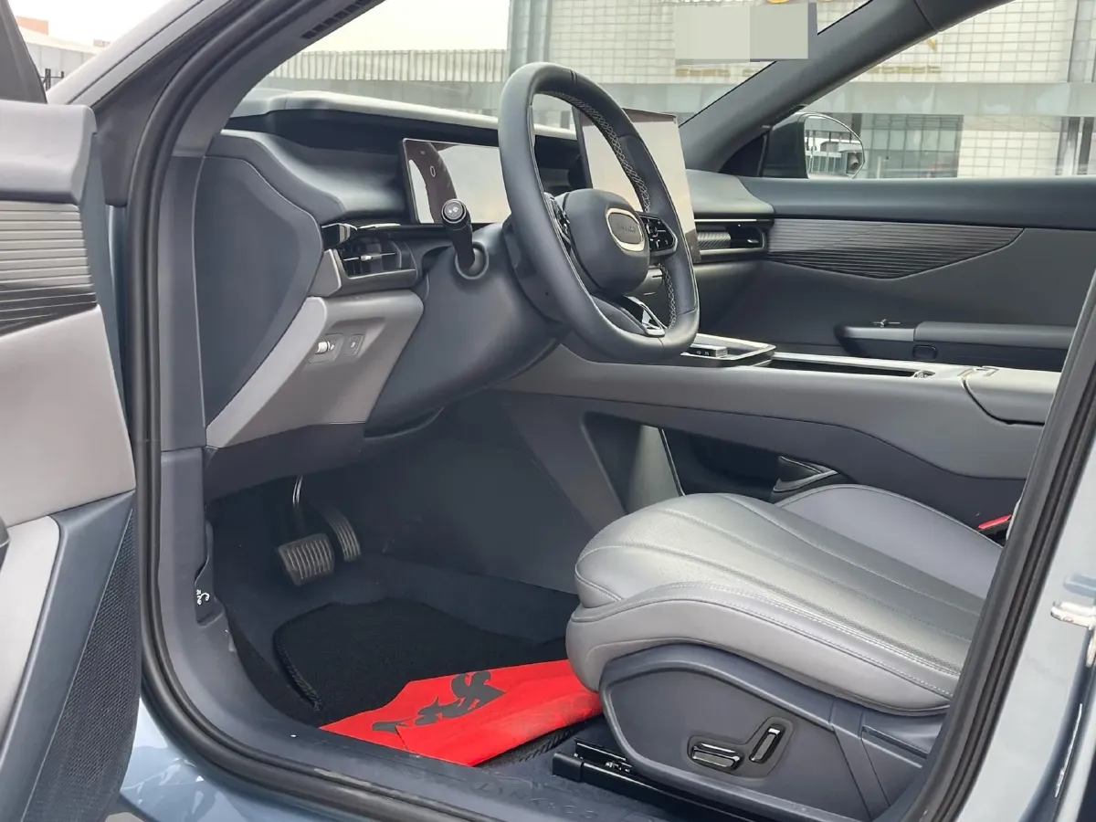2024 LYNK&CO 07 EM-P 1.5T 163HP L4 3DHT PHEV 18.99KWH,autocango,china used car exporter,china ev exporter,chinese used car exporter,chinese used ev exporter