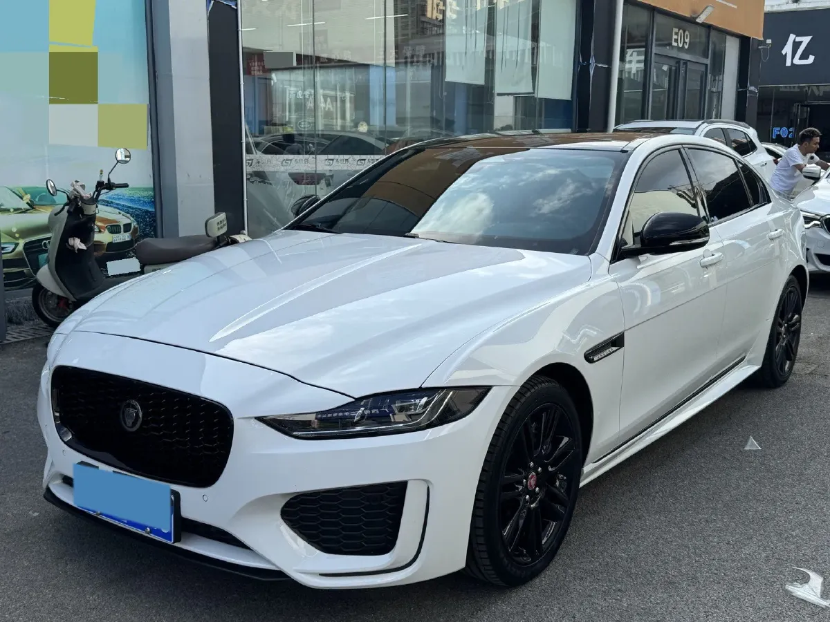 2021 Jaguar XEL 2.0T 250HP L4 8AT,autocango,china used car exporter,china ev exporter,chinese used car exporter,chinese used ev exporter
