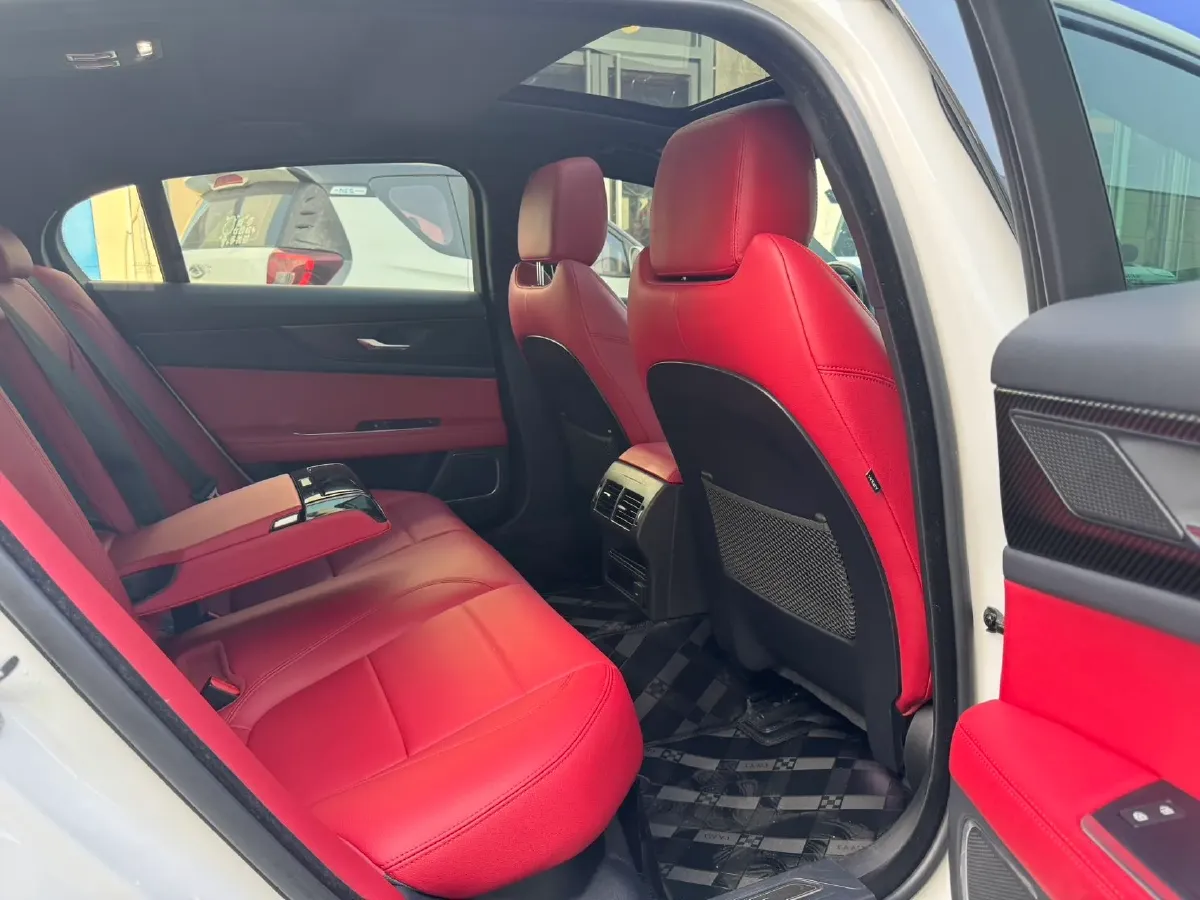 2021 Jaguar XEL 2.0T 250HP L4 8AT,autocango,china used car exporter,china ev exporter,chinese used car exporter,chinese used ev exporter