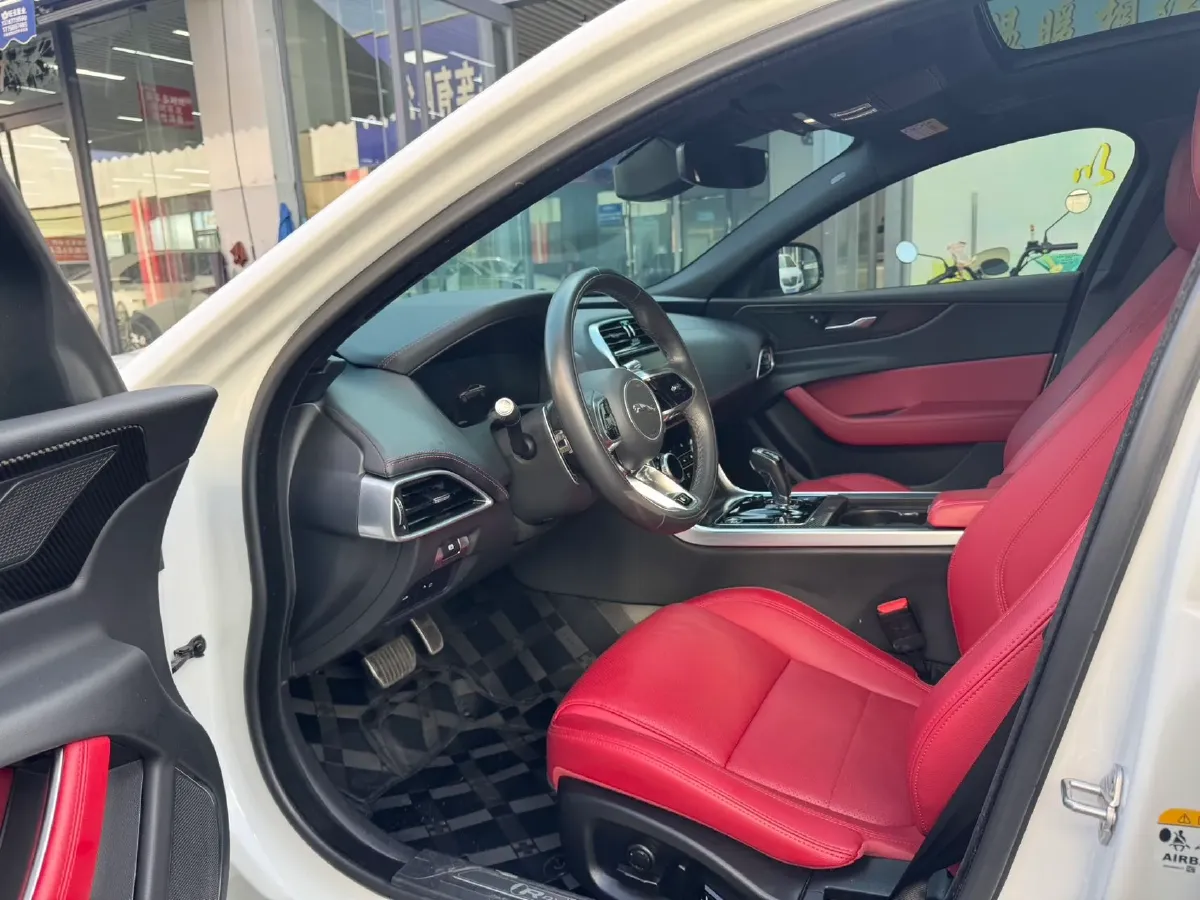 2021 Jaguar XEL 2.0T 250HP L4 8AT,autocango,china used car exporter,china ev exporter,chinese used car exporter,chinese used ev exporter