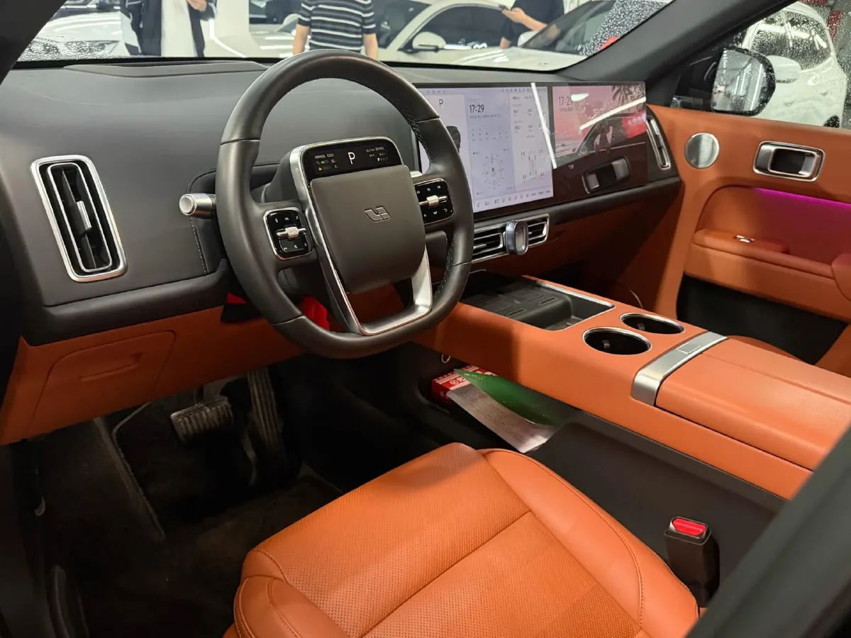 2024 Li L8 Range Extended 154HP REEV 42.8KWH,autocango,china used car exporter,china ev exporter,chinese used car exporter,chinese used ev exporter