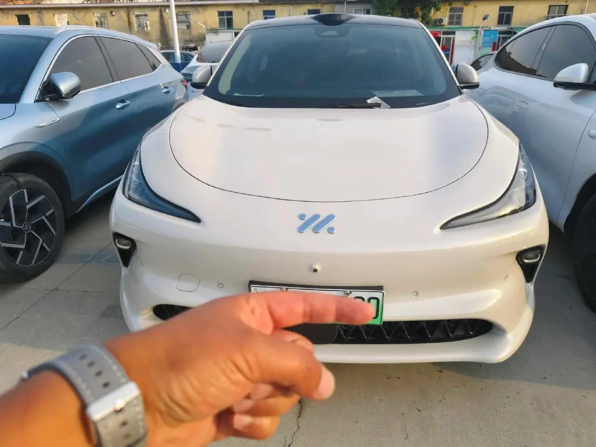 2025 IM LS6 BEV 75KWH,autocango,china used car exporter,china ev exporter,chinese used car exporter,chinese used ev exporter