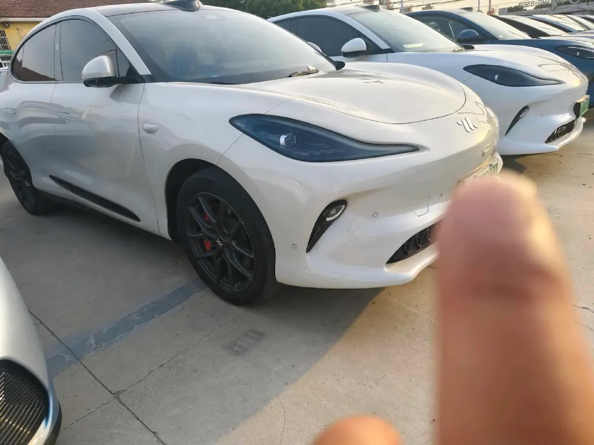 2025 IM LS6 BEV 75KWH,autocango,china used car exporter,china ev exporter,chinese used car exporter,chinese used ev exporter