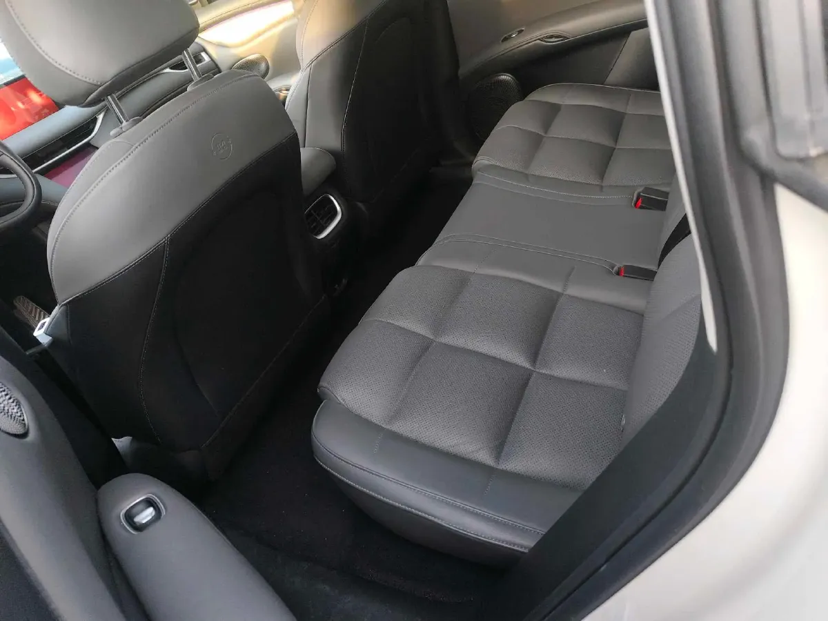 2025 IM LS6 BEV 75KWH,autocango,china used car exporter,china ev exporter,chinese used car exporter,chinese used ev exporter