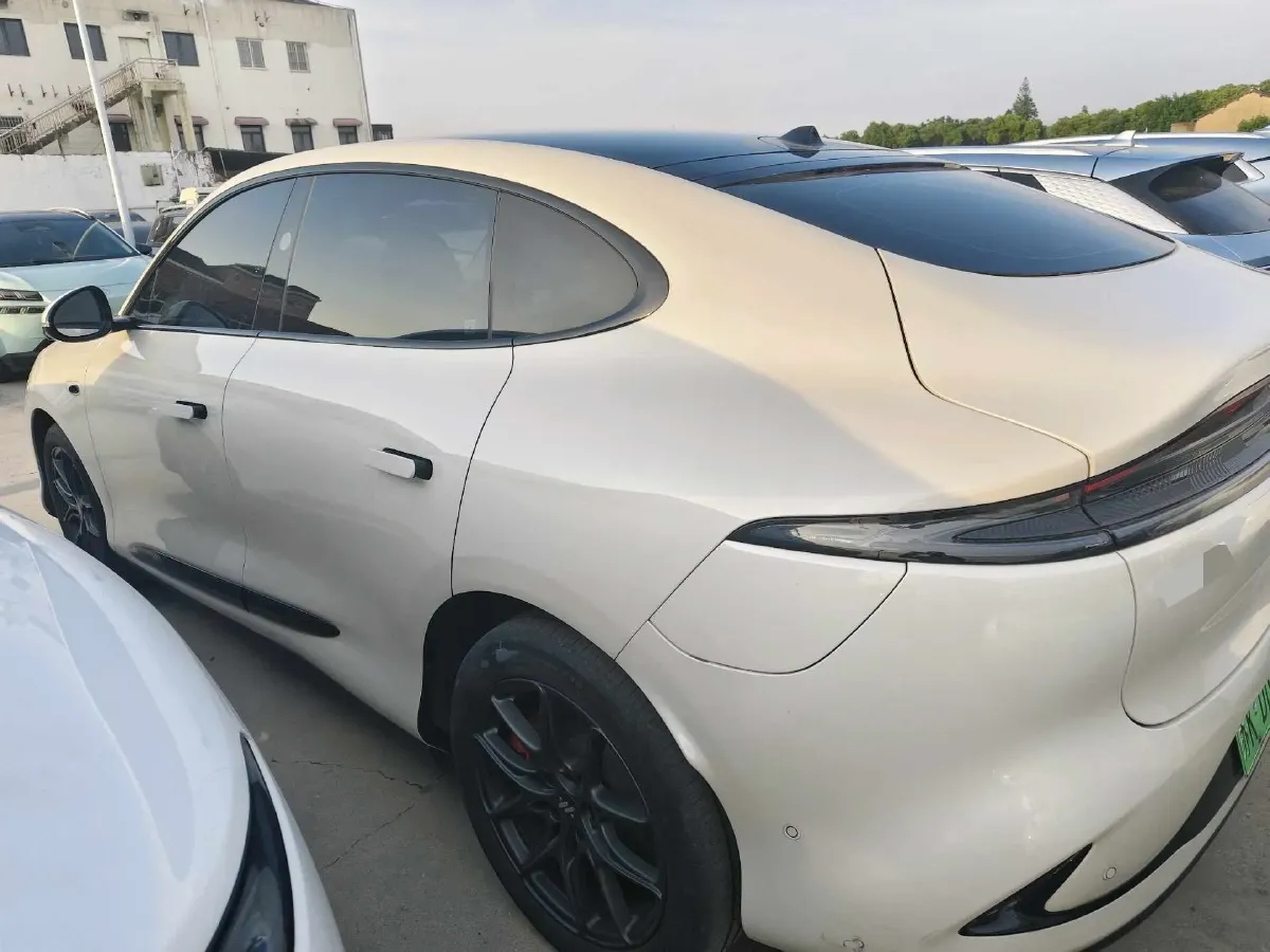 2025 IM LS6 BEV 75KWH,autocango,china used car exporter,china ev exporter,chinese used car exporter,chinese used ev exporter