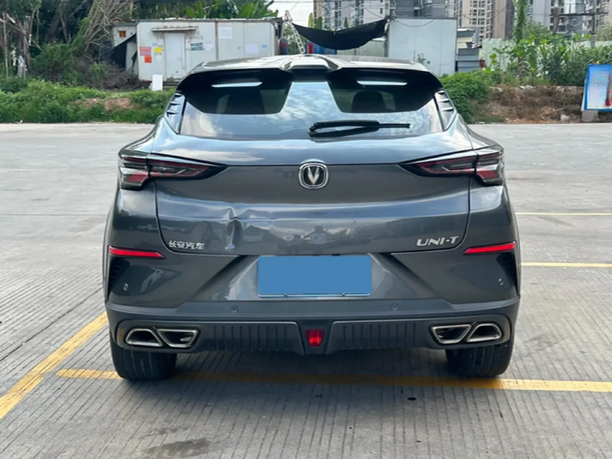 2021 ChangAn UNI-T 1.5T 180HP L4 7DCT,autocango,china used car exporter,china ev exporter,chinese used car exporter,chinese used ev exporter
