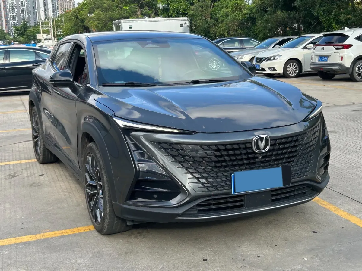 2021 ChangAn UNI-T 1.5T 180HP L4 7DCT,autocango,china used car exporter,china ev exporter,chinese used car exporter,chinese used ev exporter