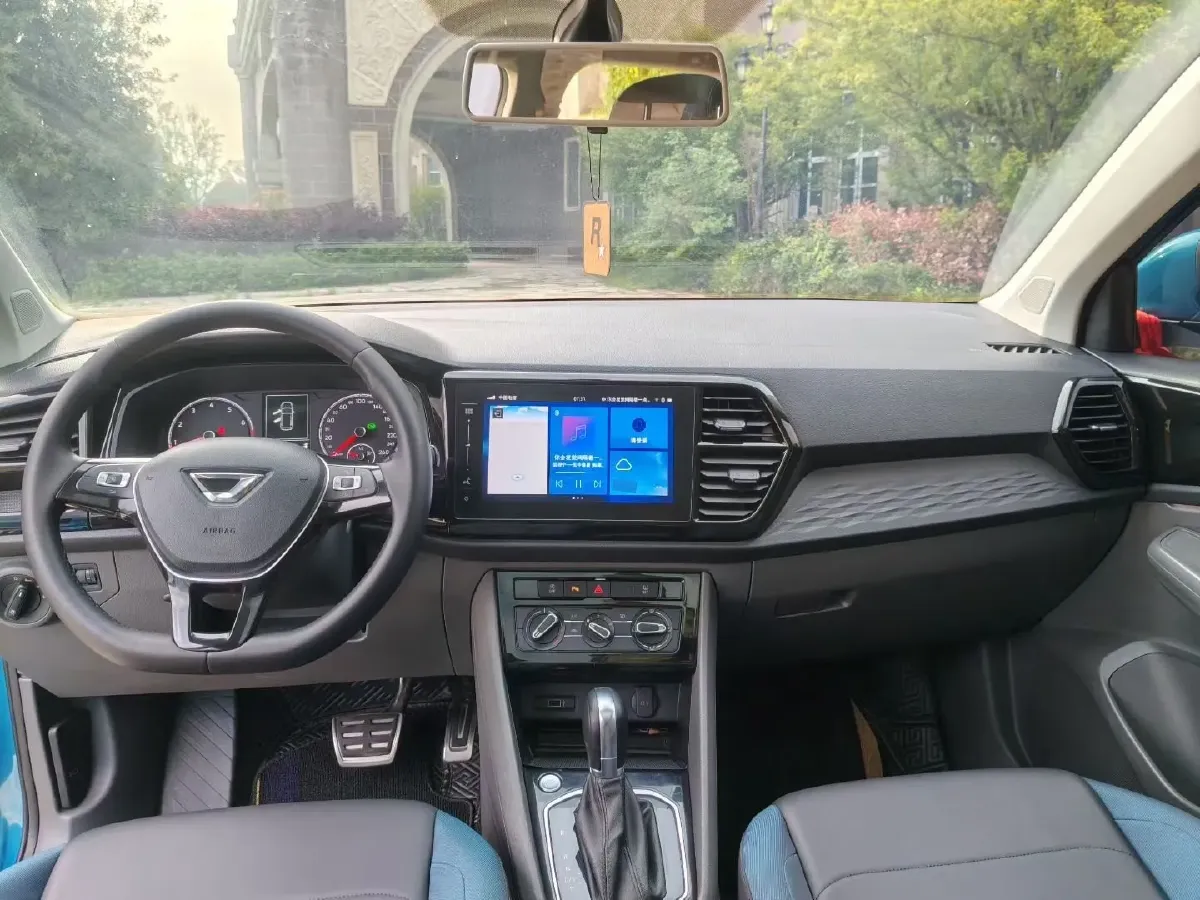 2020 Jetta VS7 1.4T 150HP L4 6AT,autocango,china used car exporter,china ev exporter,chinese used car exporter,chinese used ev exporter