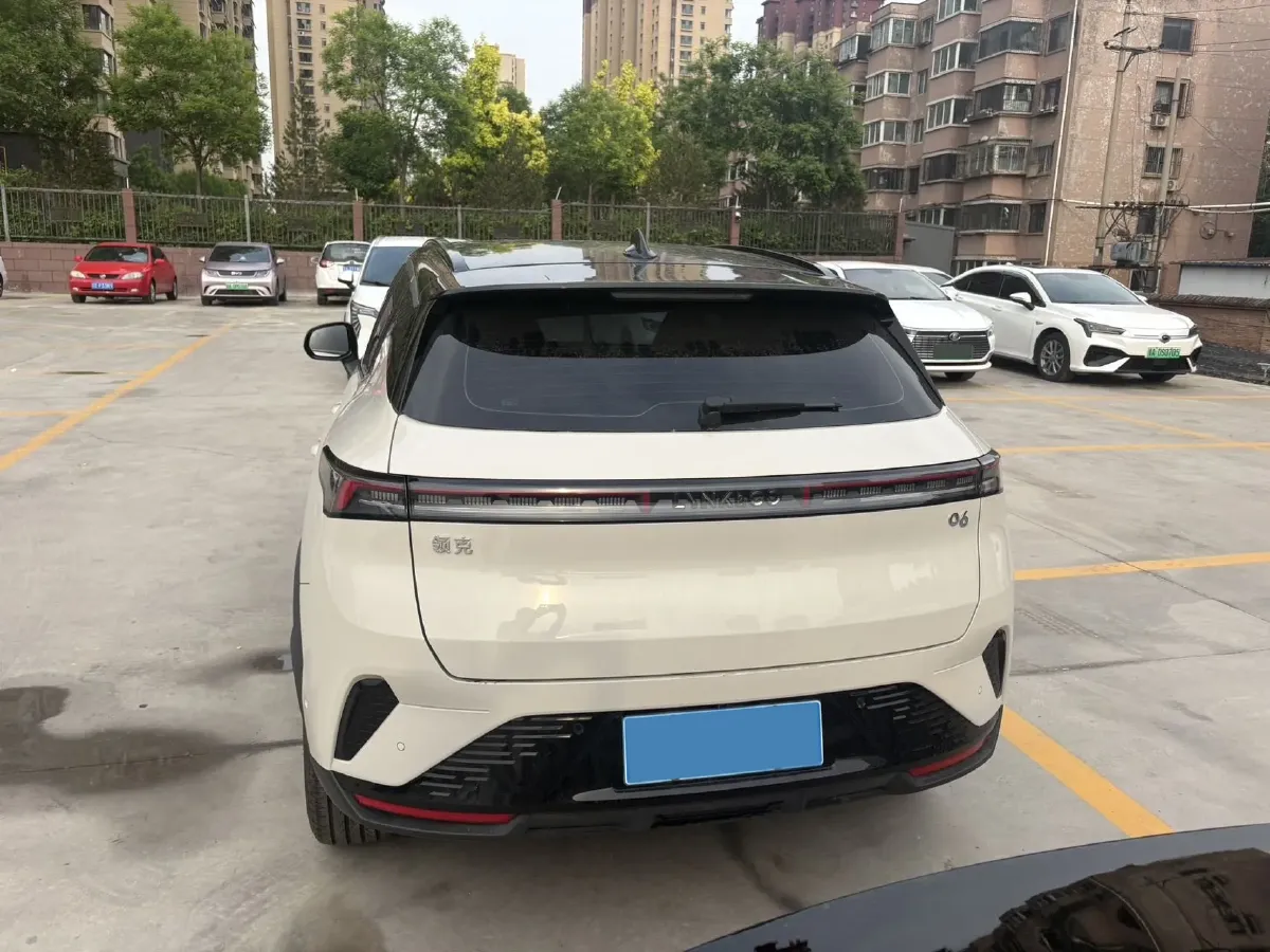 2025 LYNK&CO 06 1.5T 181HP L4 7DCT,autocango,china used car exporter,china ev exporter,chinese used car exporter,chinese used ev exporter