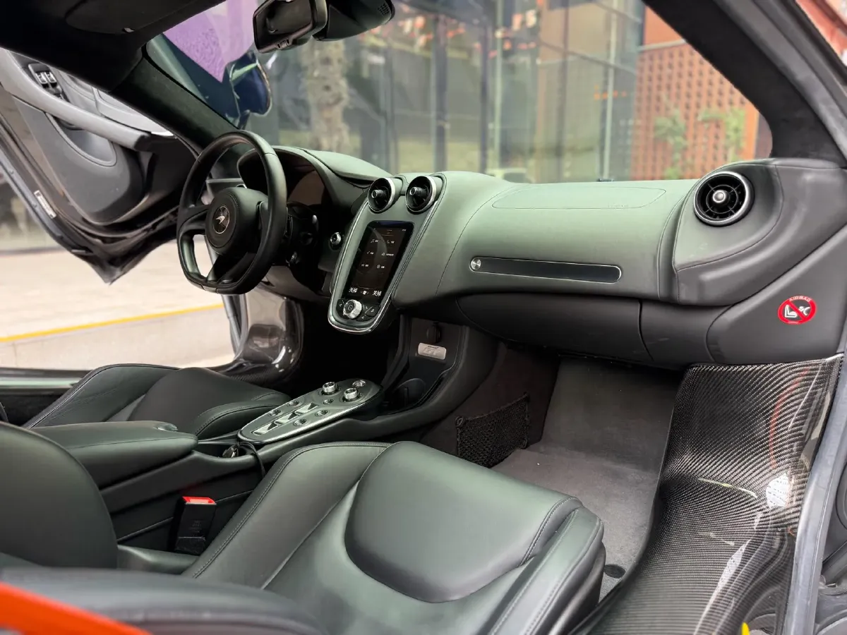 2022 McLaren GT 4.0T 620HP V8 7DCT,autocango,china used car exporter,china ev exporter,chinese used car exporter,chinese used ev exporter