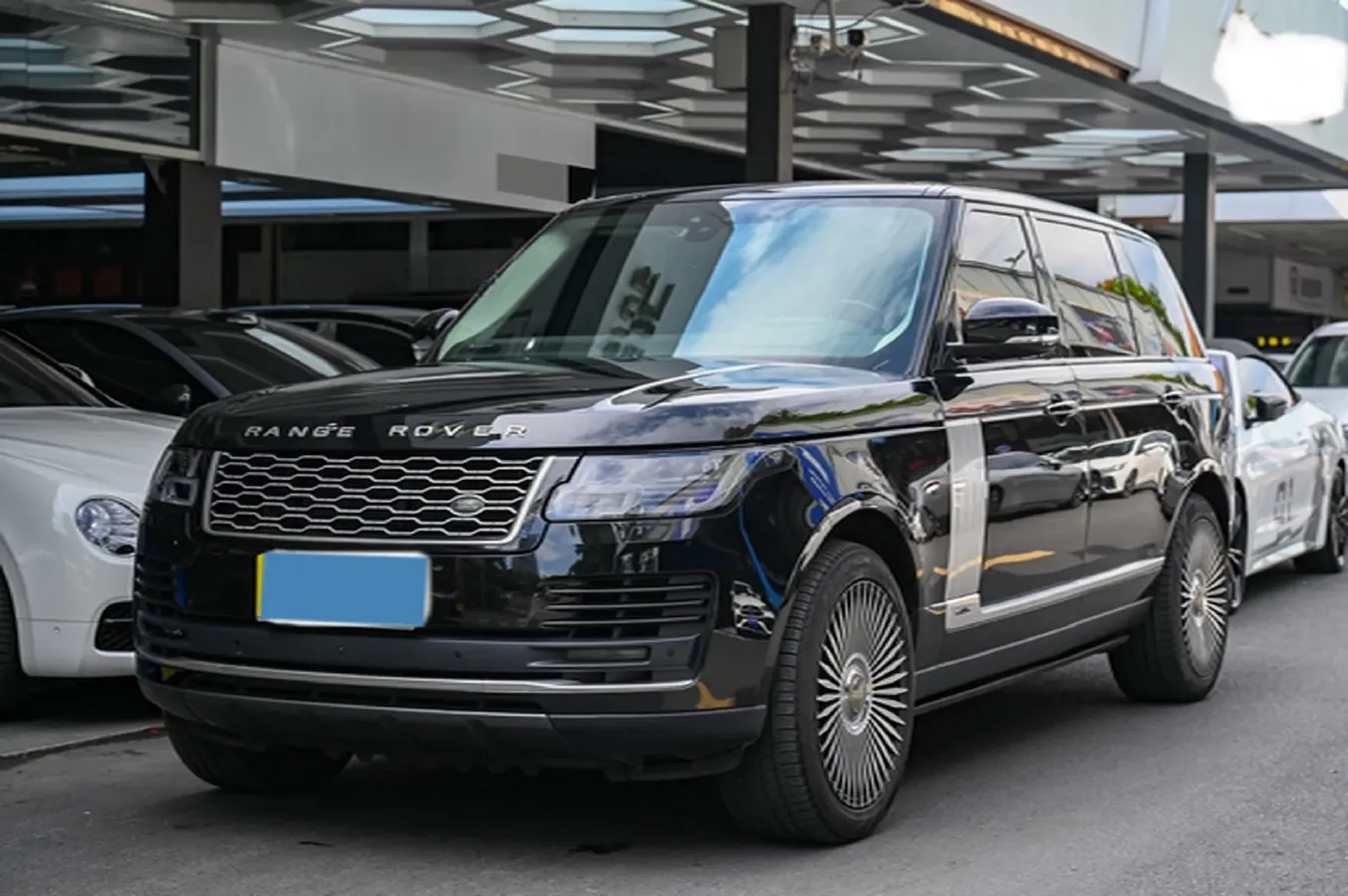 2020 Land Rover Range Rover 3.0T 400HP L6 8AT,autocango,china used car exporter,china ev exporter,chinese used car exporter,chinese used ev exporter