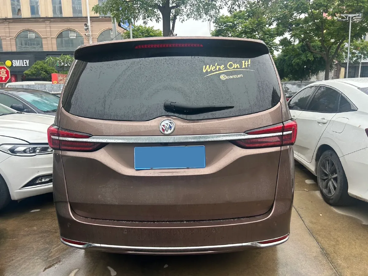 2021 Buick GL8 2.0T 237HP L4 9AT,autocango,china used car exporter,china ev exporter,chinese used car exporter,chinese used ev exporter