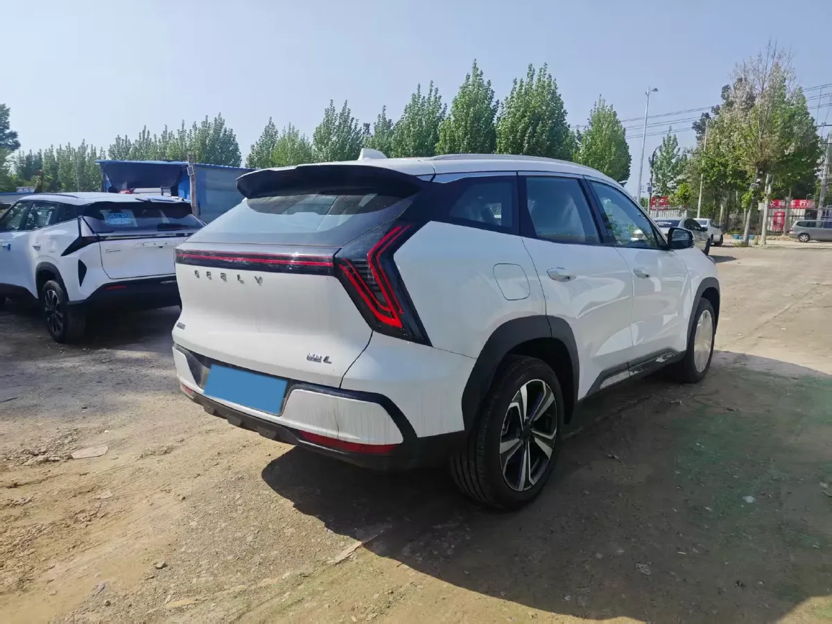 2025 Geely StarRay 1.5T 181HP L4 7DCT,autocango,china used car exporter,china ev exporter,chinese used car exporter,chinese used ev exporter